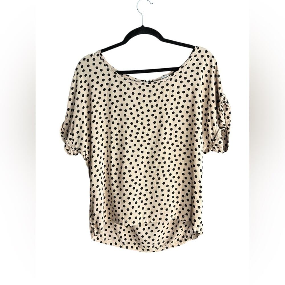 Splendid ivory Flutter Sleeve Blouse Relaxed Fit size medium